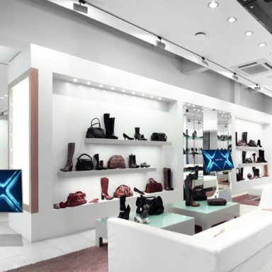 multitouch-touch-terminals-in-stores-full-integrated-solutions